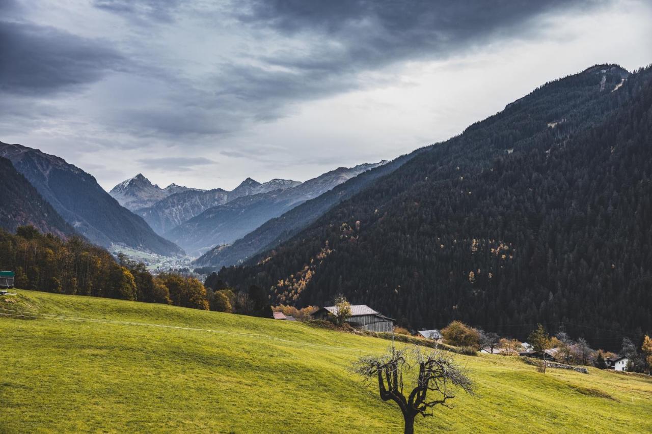 Tante Anna - Retreats Mit Weitblick Aparthotel Sankt Gallenkirch Exteriör bild