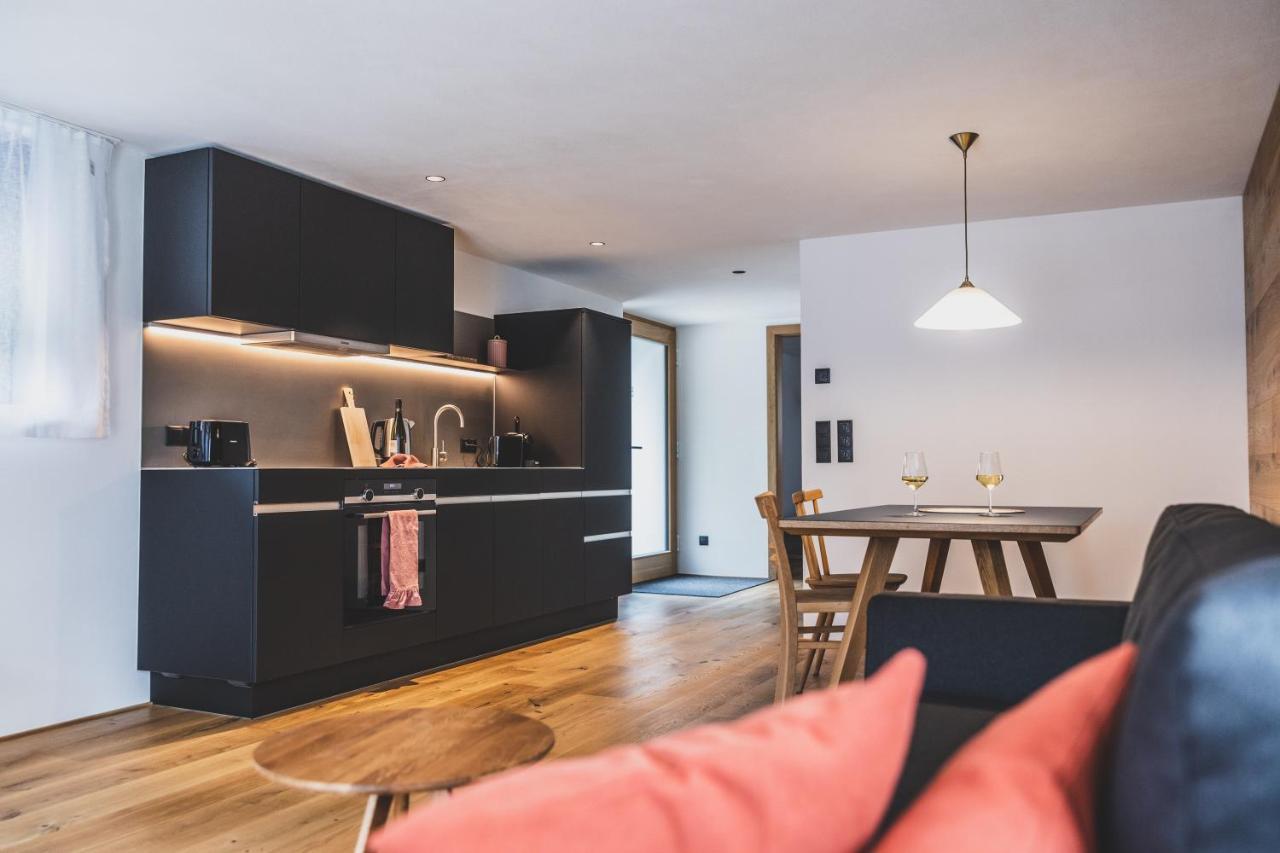 Tante Anna - Retreats Mit Weitblick Aparthotel Sankt Gallenkirch Exteriör bild