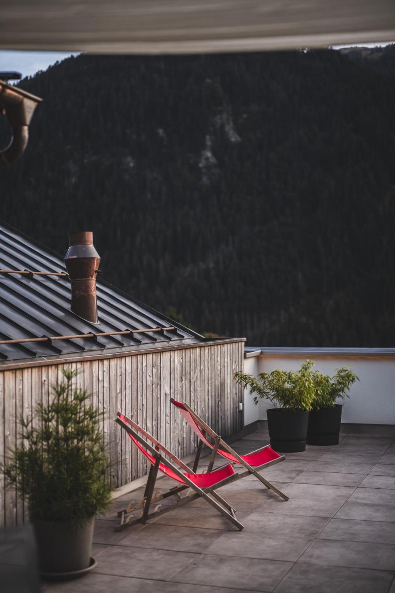 Tante Anna - Retreats Mit Weitblick Aparthotel Sankt Gallenkirch Exteriör bild
